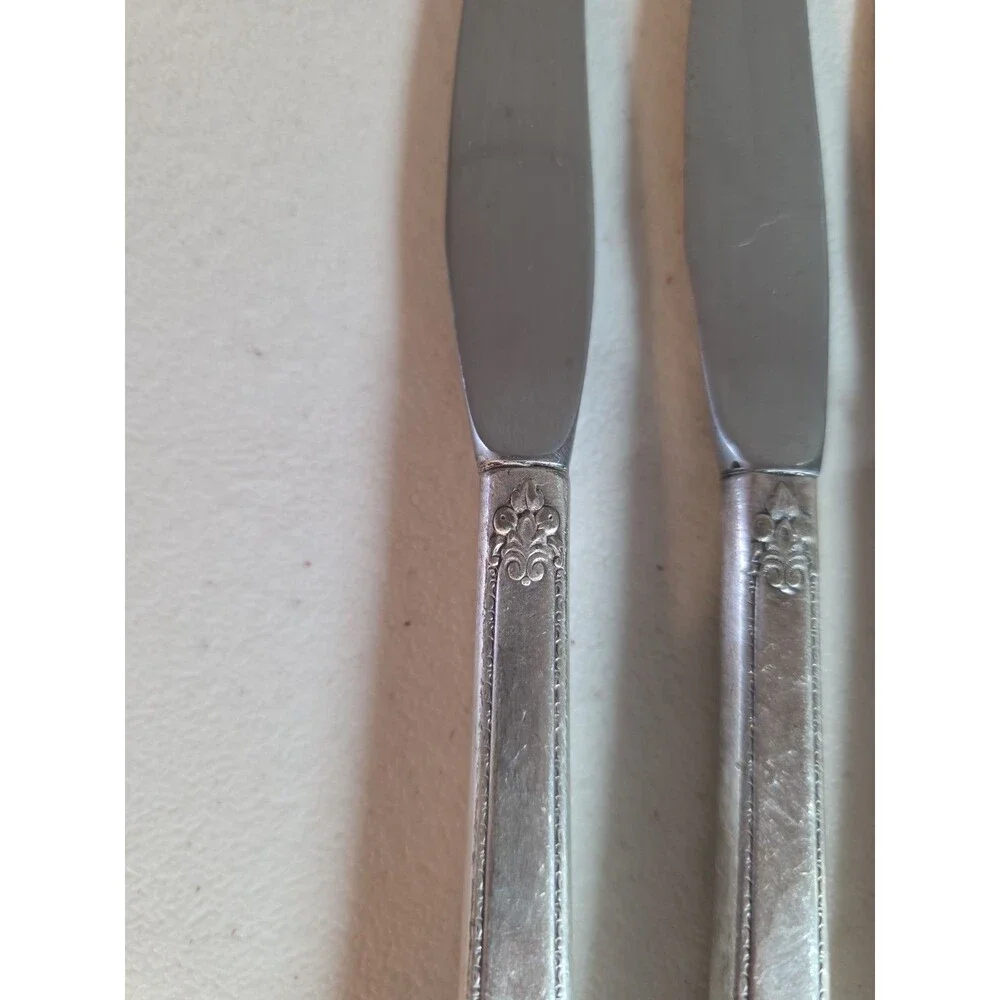 Vintage Esso Gas Oil Advertising 1847 Rogers Bros Adoration Silverware Knife Set